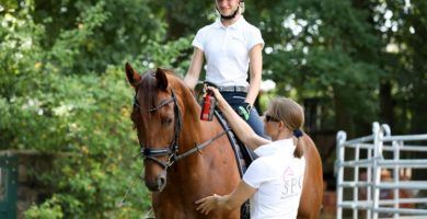 Cxevalo Mückenschutz am Kopf