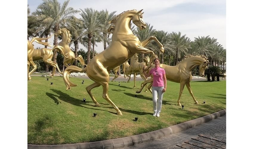 Dubai - Goldene Pferde